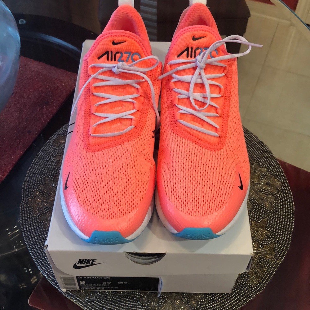 Women’s AirMax 270